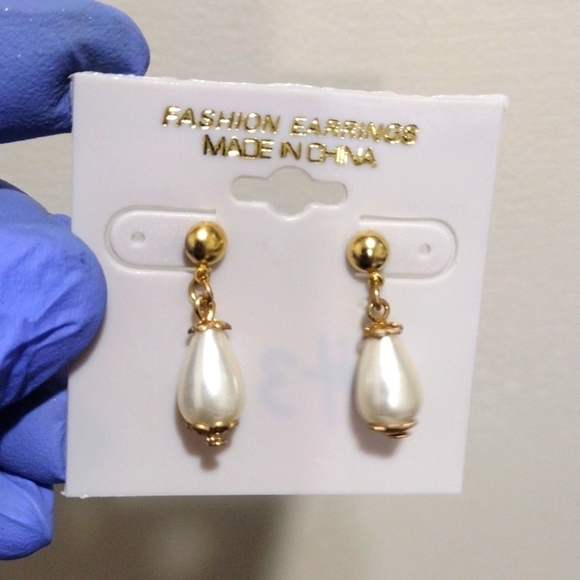 Women's Polished Gold-tone Off-White Long Beads Design Drop Dangle Earrings, #3 - Picture 1 of 4
